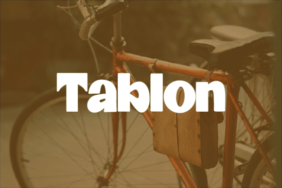 Tablon: A Display Font for Clearer Campaigns